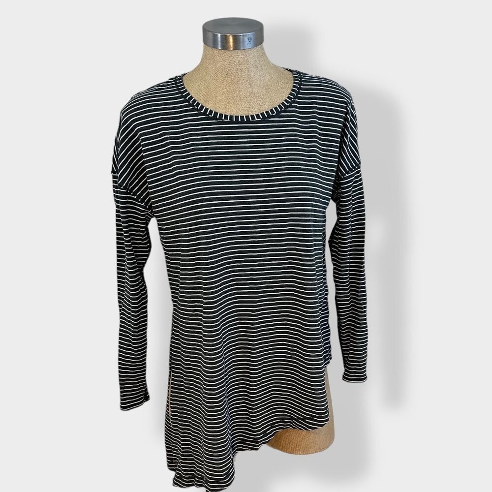 Lululemon Striped Asymmetrical Hem Tee